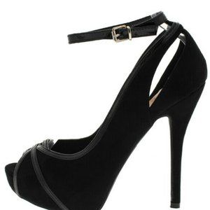 Women's Black Heels Size 8